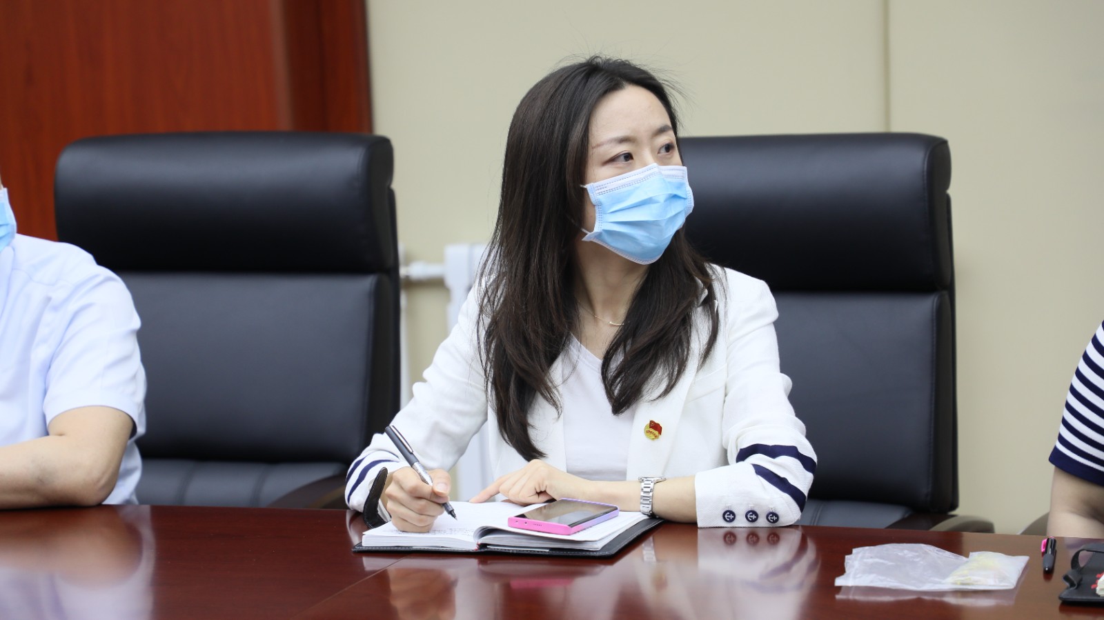 1652185759902087948.jpg 1652185759902087948.jpg