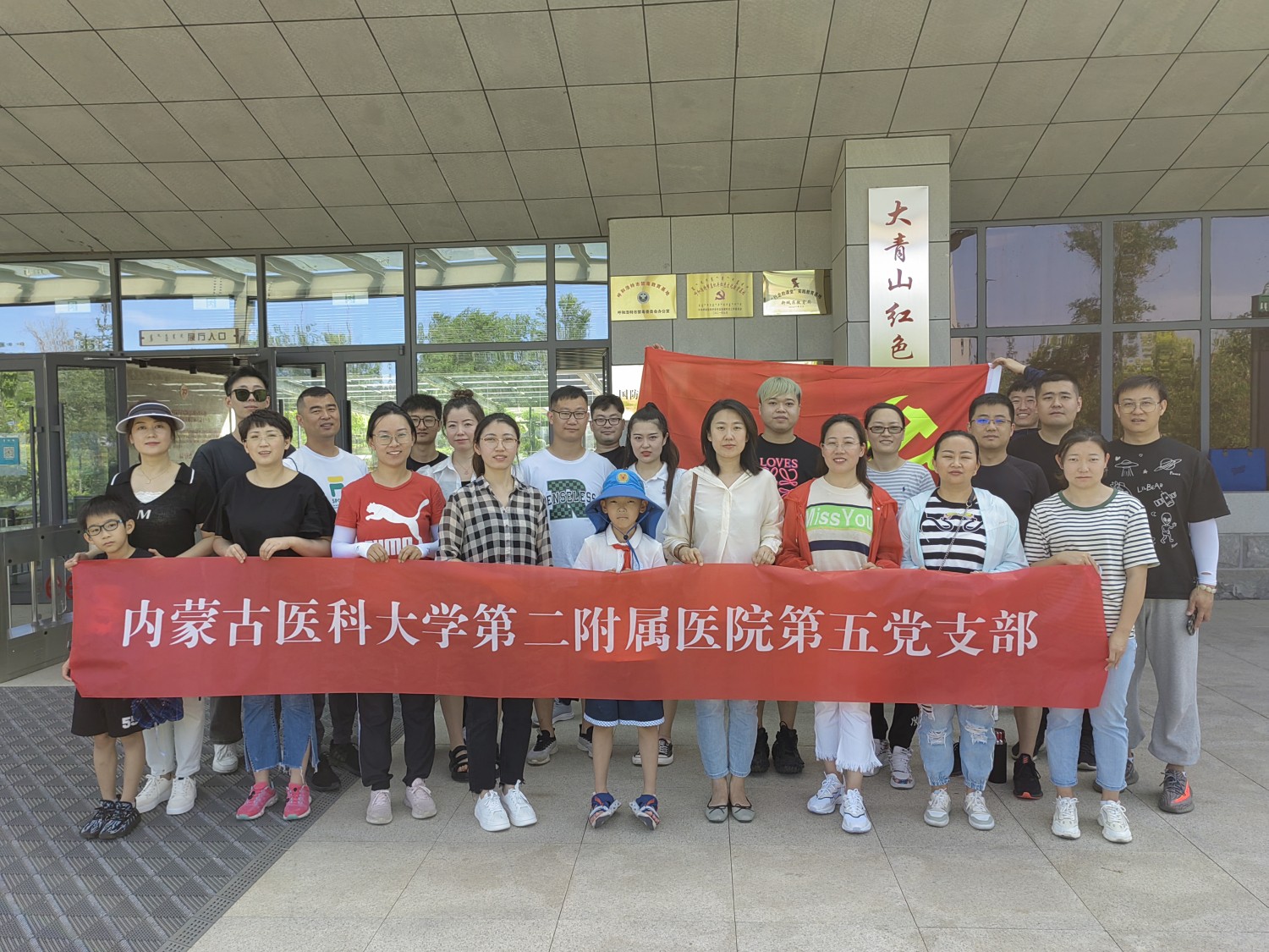 1658199213824044055.jpg 1658199213824044055.jpg