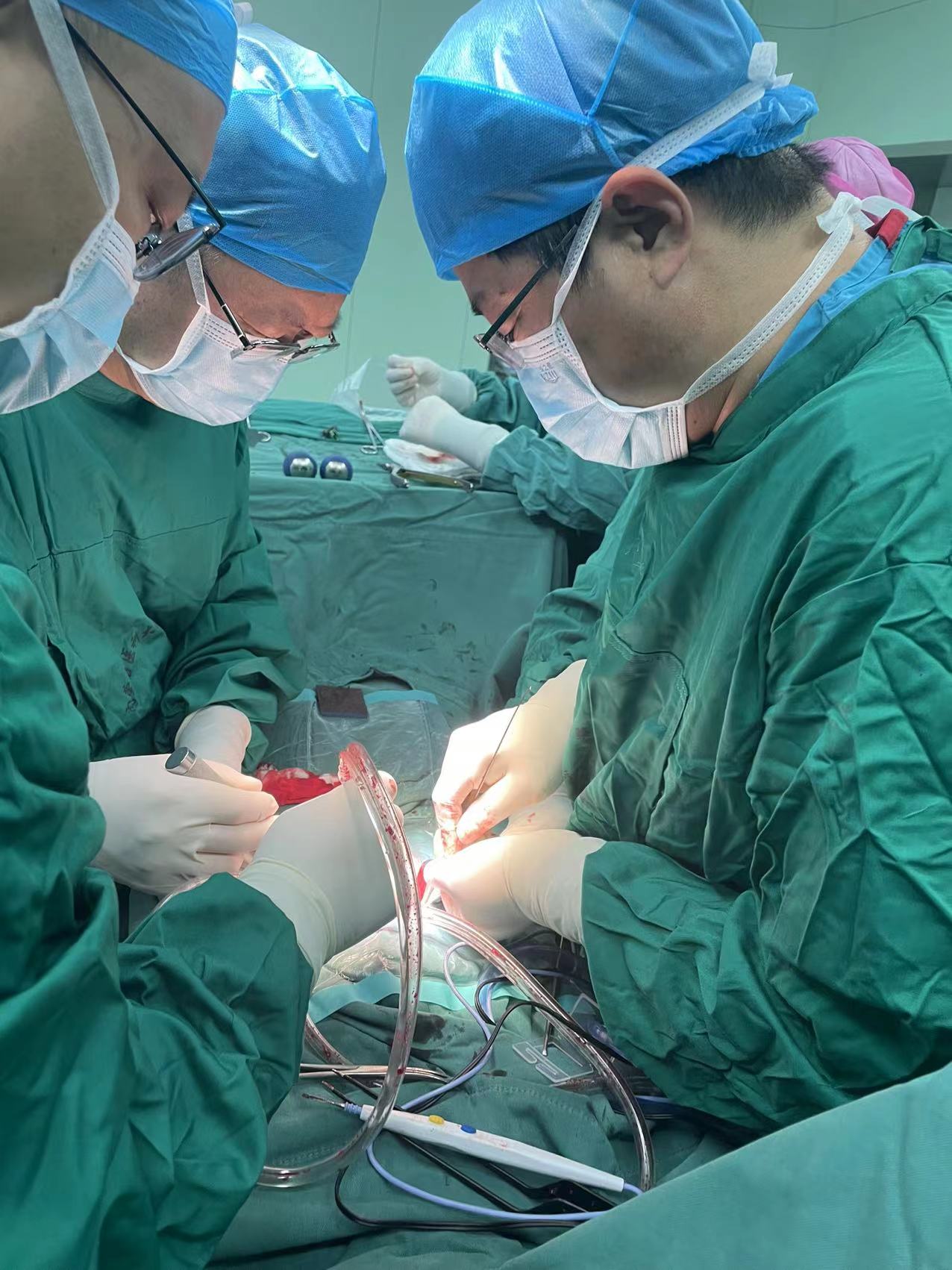 1698741555963044462.jpg 1698741555963044462.jpg